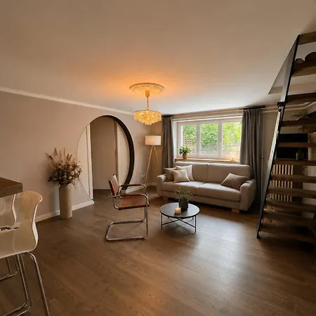 Art Residence, Beat Schild Apartment